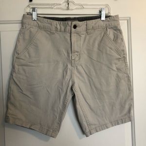 Light grey men’s shorts